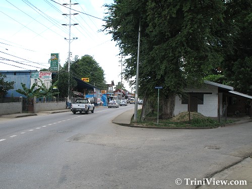 car1209068912.jpg
